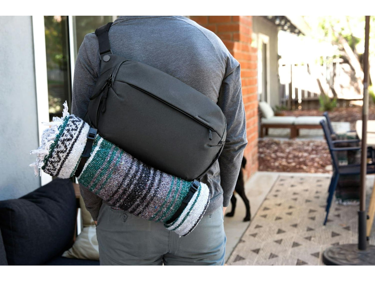 Peak Design V2 Everyday Sling 10 Liters Black