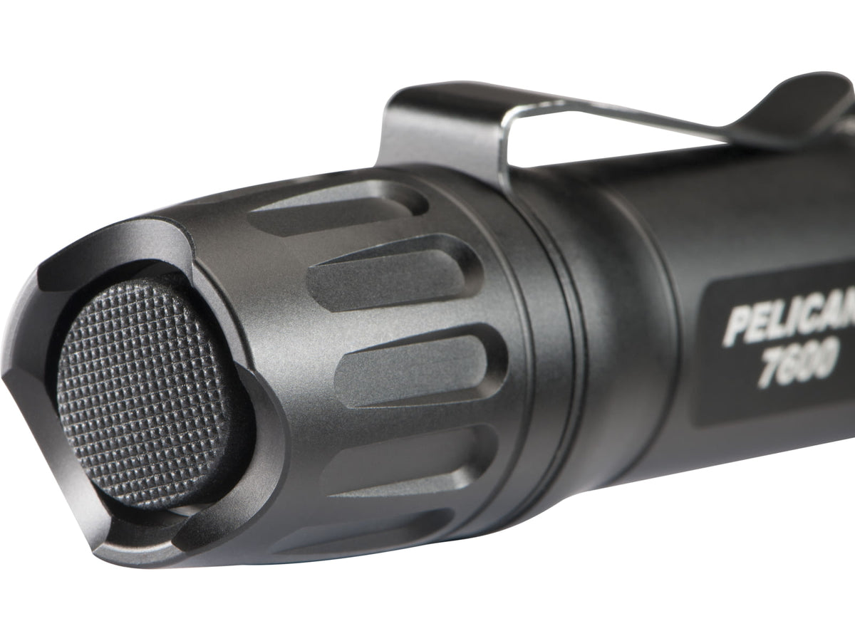 Pelican 7600 3-Color Led Li-Ion Rechargeable Black 076000-0000-110