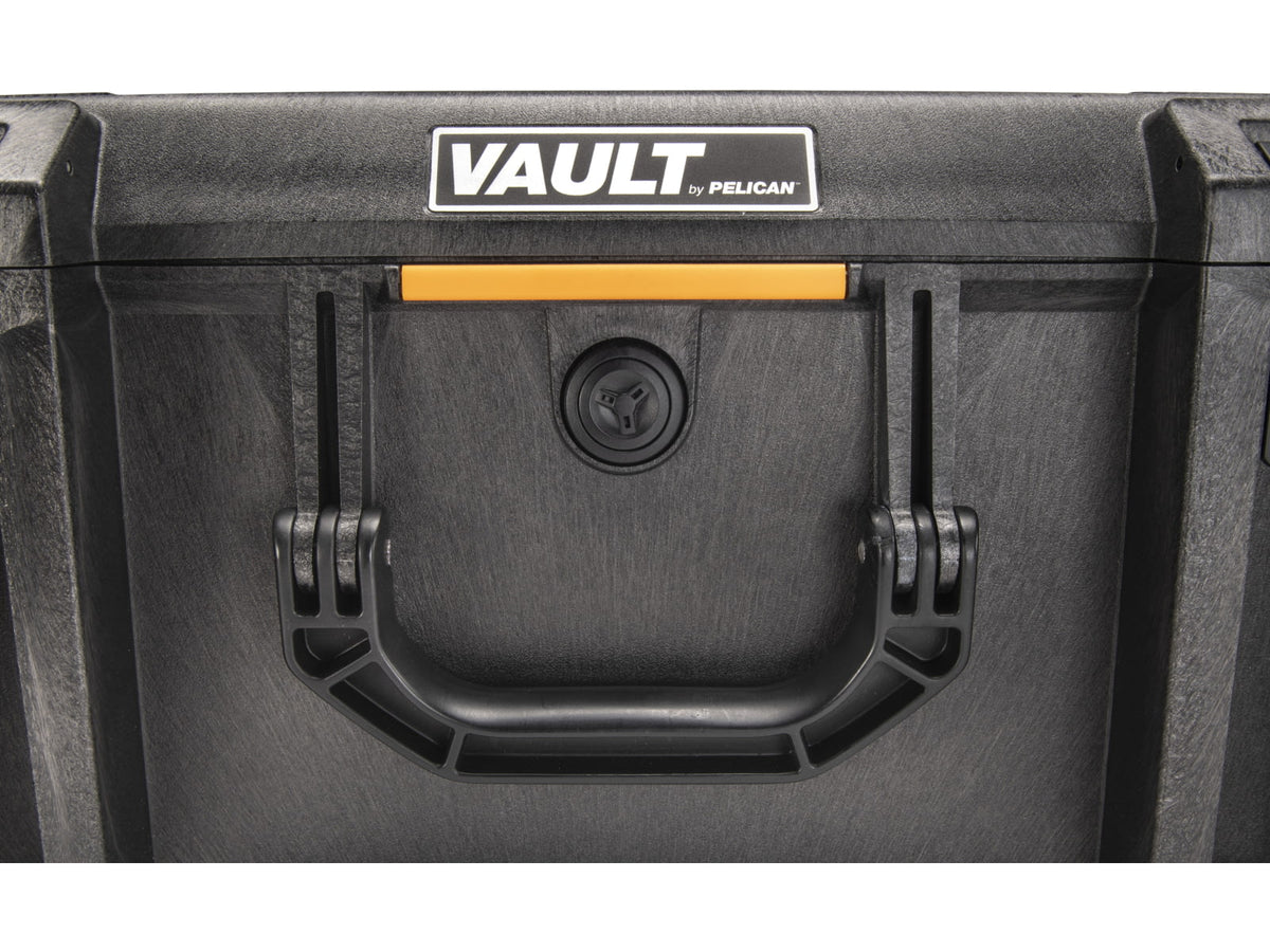 Pelican VAULT V550 Case Equipment 19x14x8.5 inch Internal 22.42x17.46x9.16 inch External Dimension Black