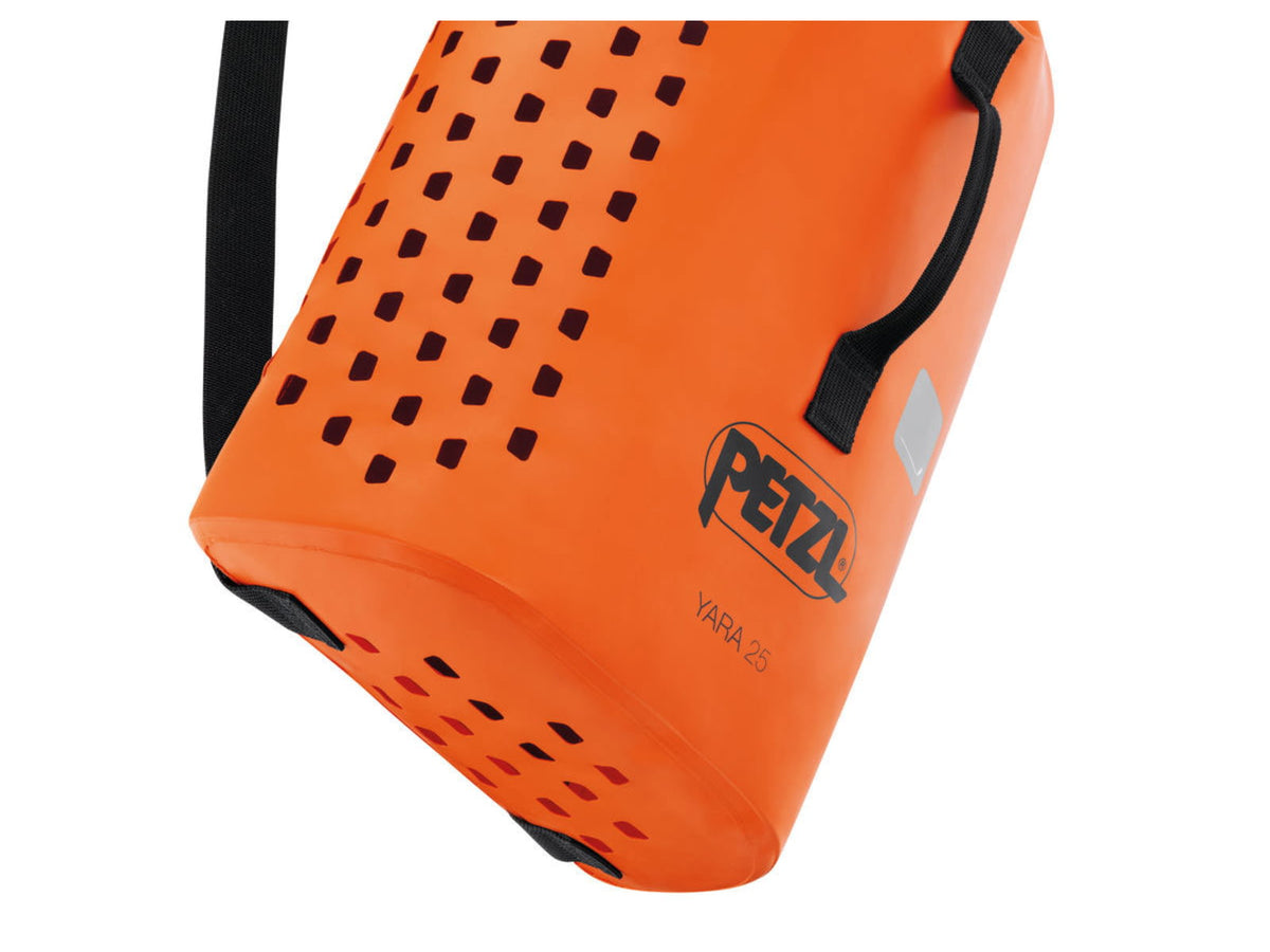 Petzl 25L Yara Guide Bag Orange/Black S065BB00