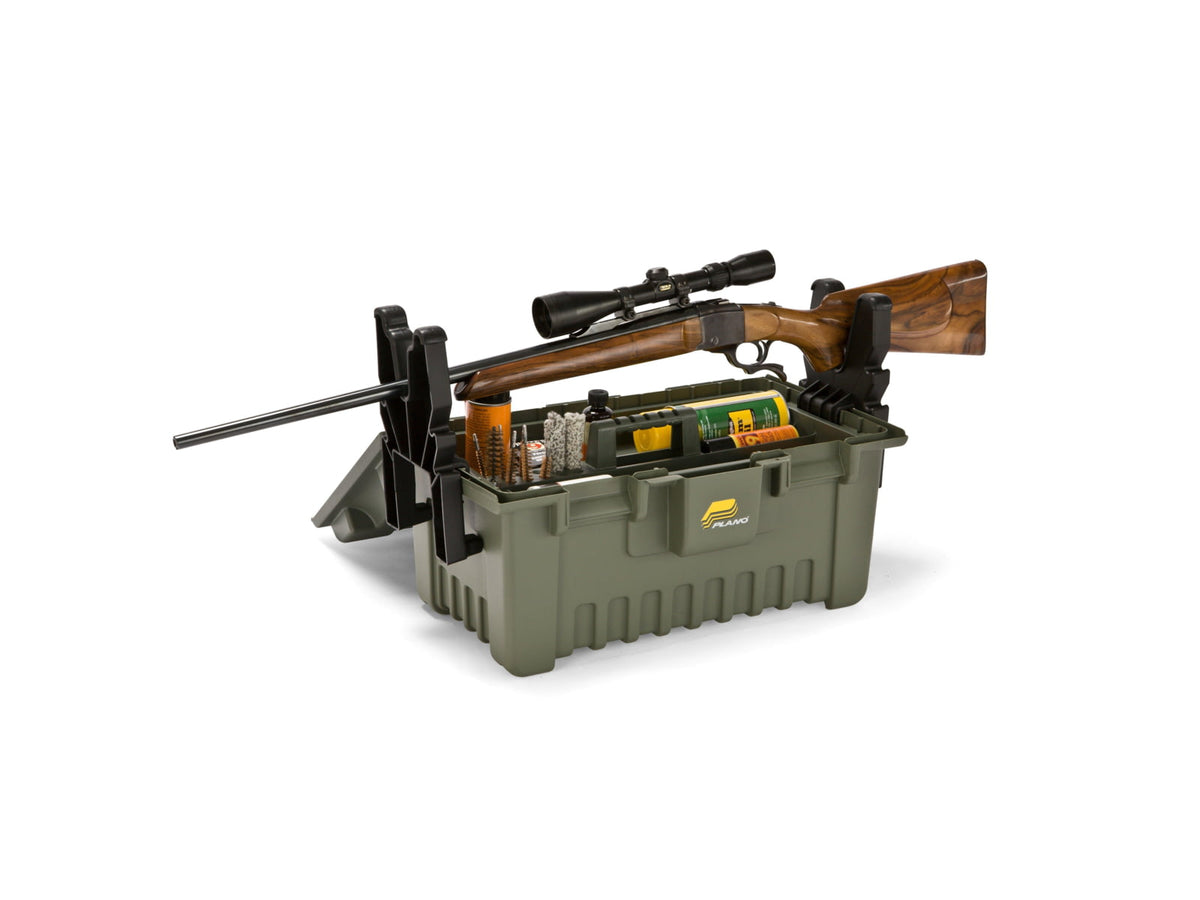 Plano Large Camo Shooters Case 22In O.D. Green PMC178100