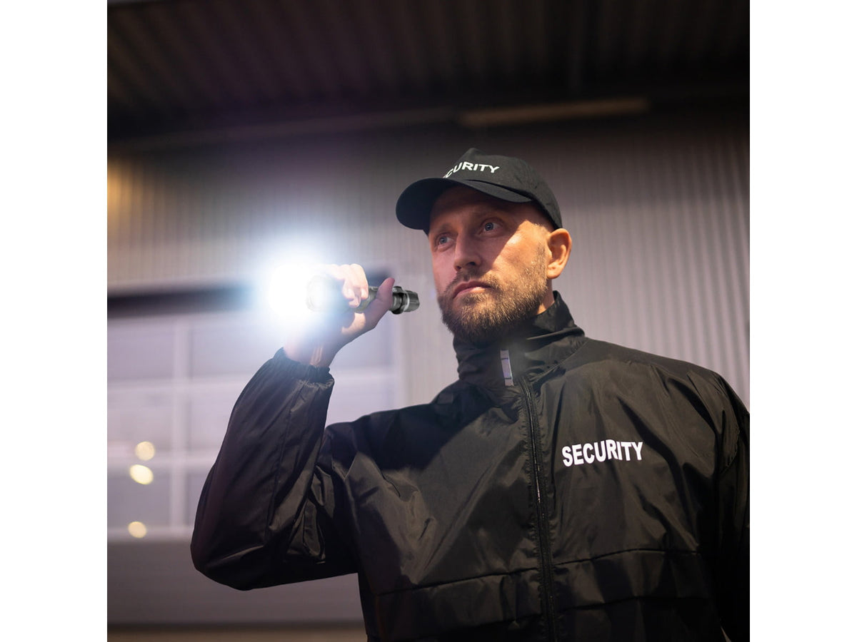 Police Security Flashlights Trac Tact-R 1000 Lumen LED Rechargeable Flashlight Black 98868
