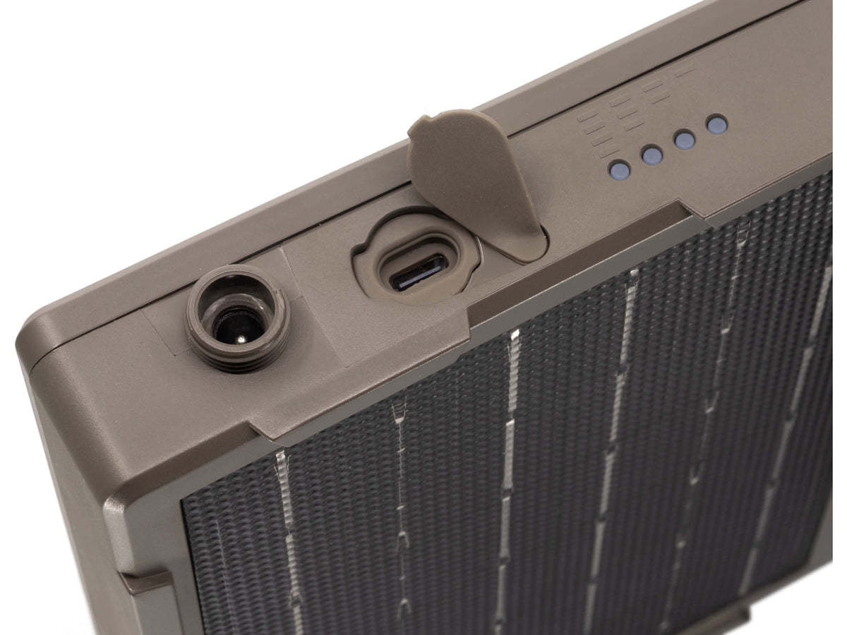Reveal by Tactacam Folding Solar Panel Black