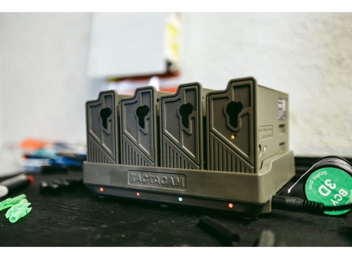 Reveal by Tactacam Lithium Multi-Charger Black