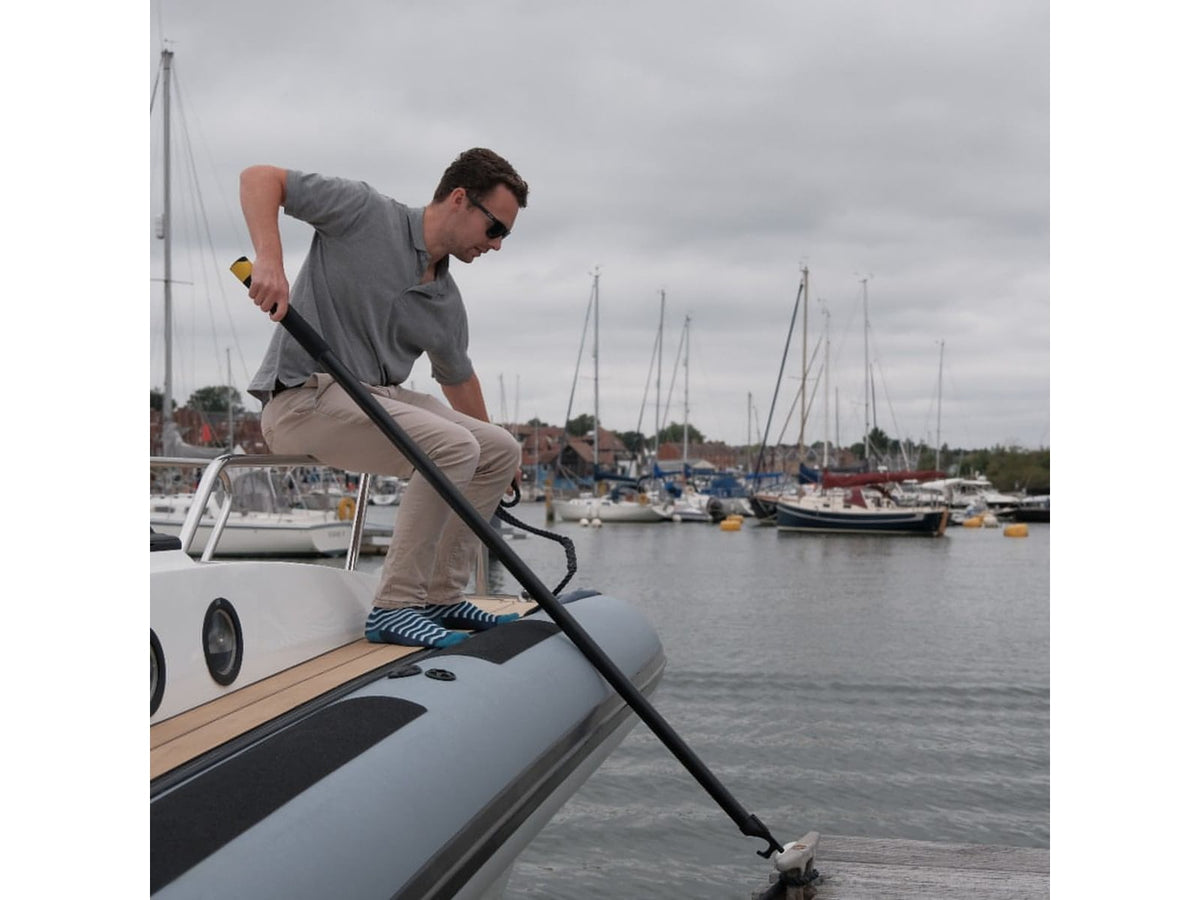 Revolve Rollable Boat Hook Black DG00118001S