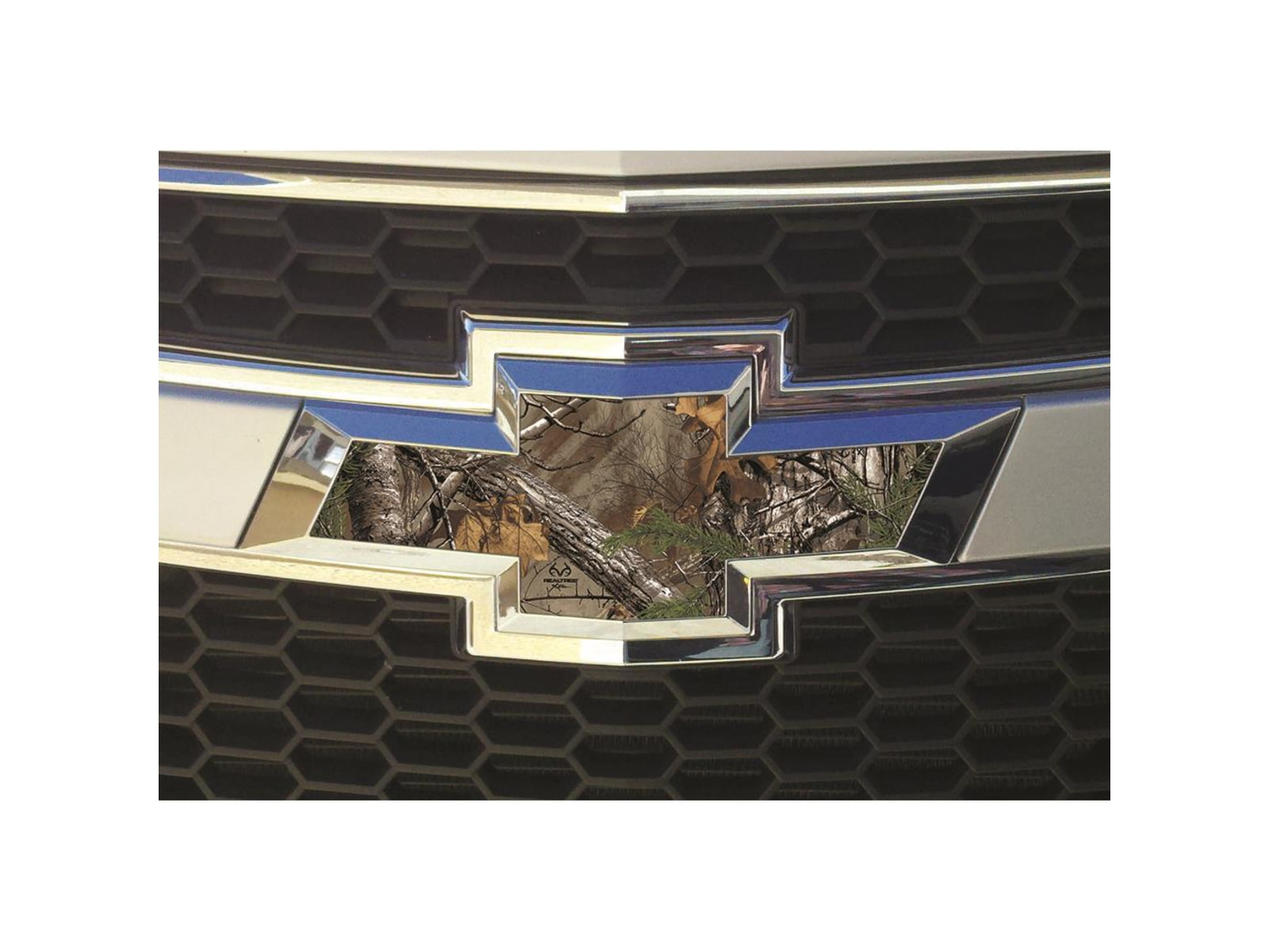 SEI Auto Emblem Skin Kit Realtree Xtra 8 in. x 15 in. RT AES-XT