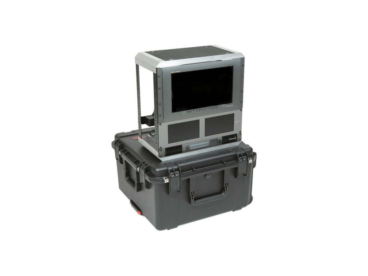 SKB Cases Seres Case Wth Removeable 10U Alumnum Shallow Rack Cage Tsa Locks Wheels 3I-22221210U
