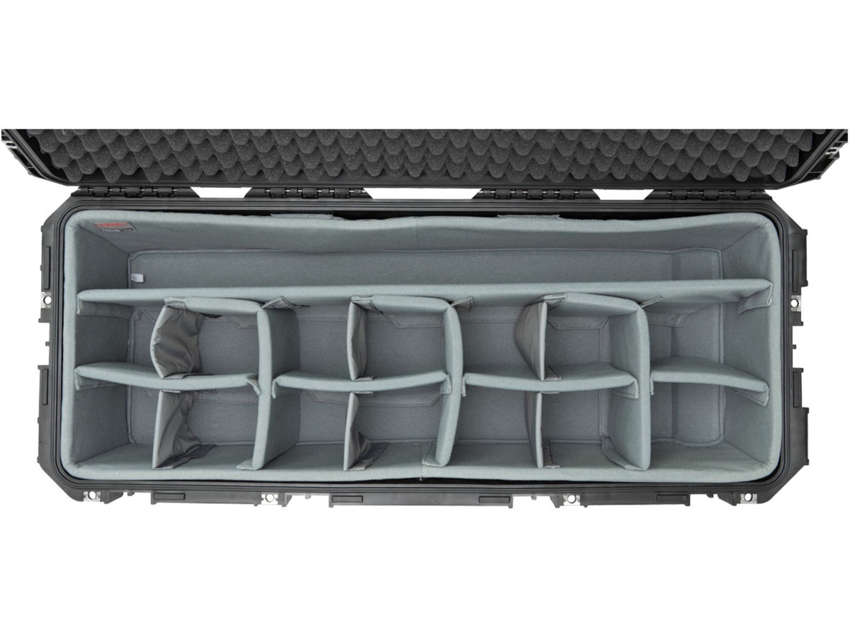 SKB Cases Seres 3-3613-12 - Case W/Thnk Tank Desgned Lghtng/Stand Dvders