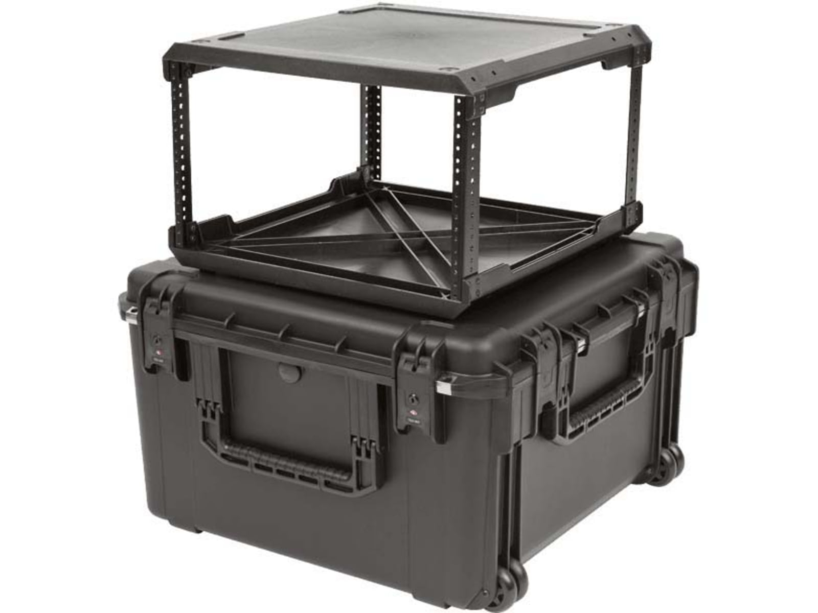 SKB Cases Seres Case Wth Removeable 6U Injecton Molded 20in Rack Cage Tsa Lockng Latches Wheels