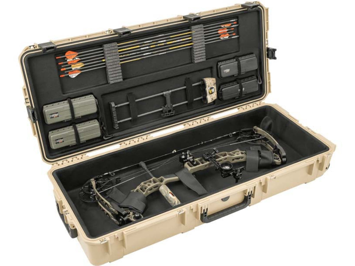 SKB Cases Seres Large Bow Case Tan Black Plush 3i-4217-PLP-T