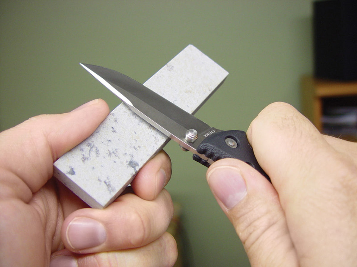 Smiths 4in. Arkansas Stone w/ Pouch Gray/Black SP-MP4L