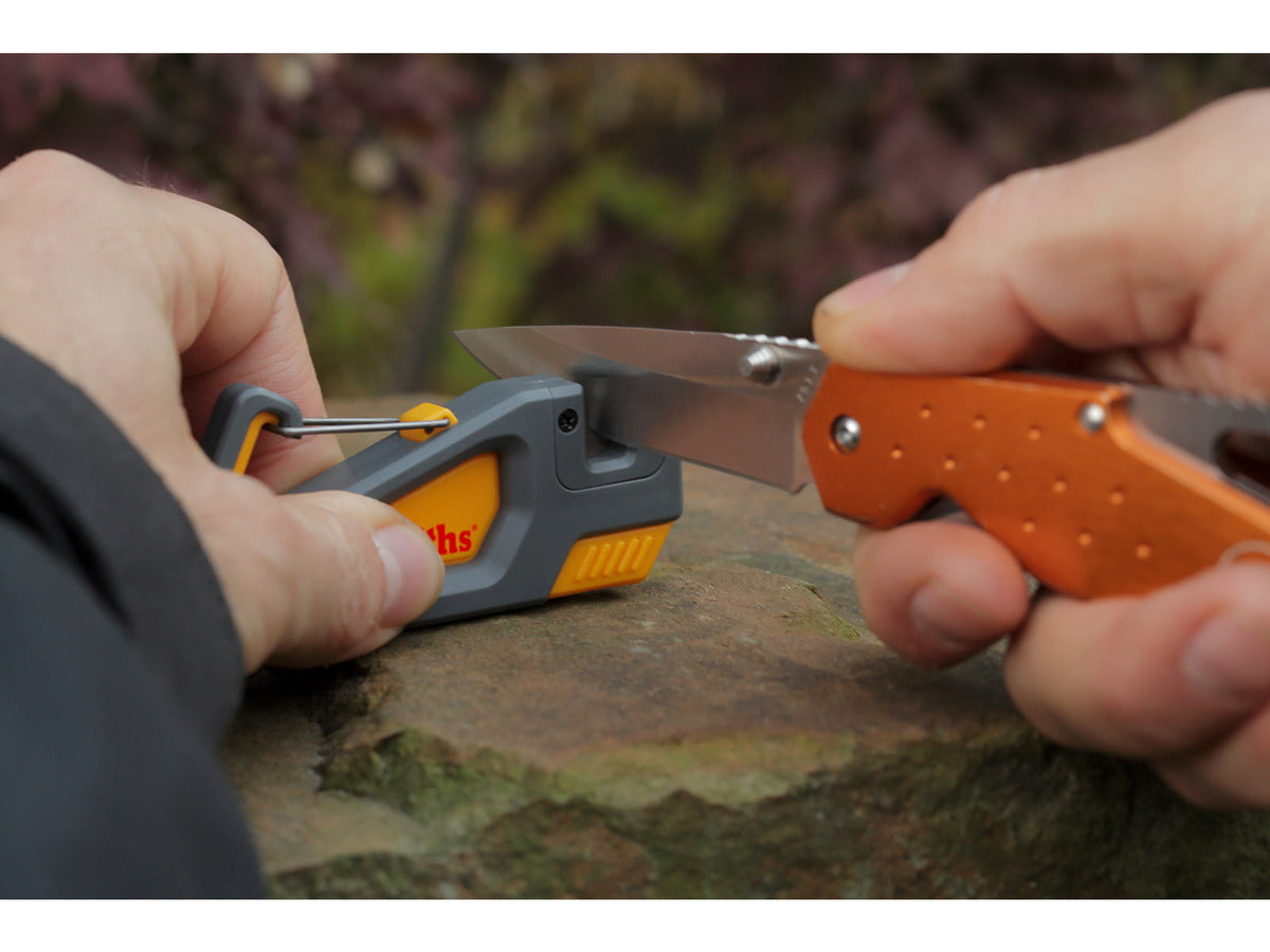 Smiths Edgesport Pack Pal Sharpener and Fire Starter SP-50538