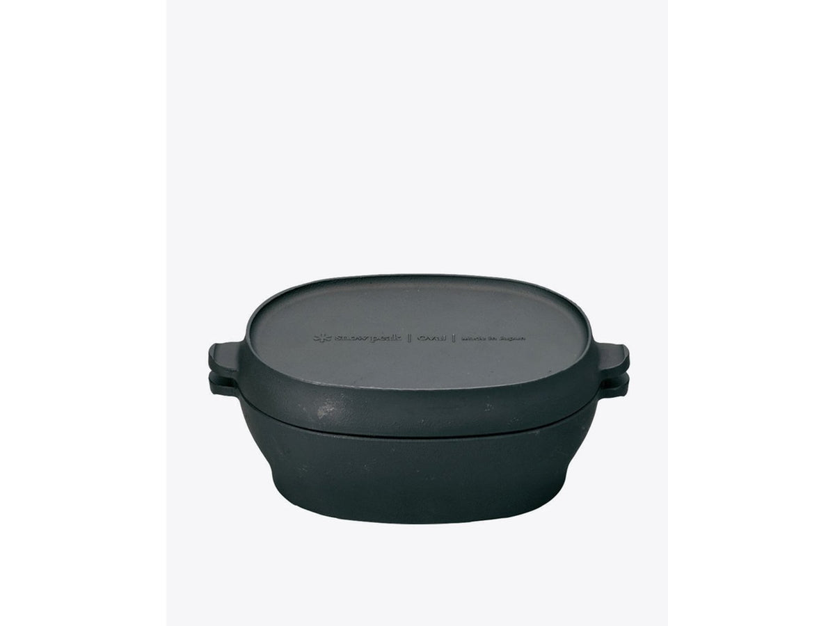 Snow Peak Micro Oval Cast Iron Oven One Size