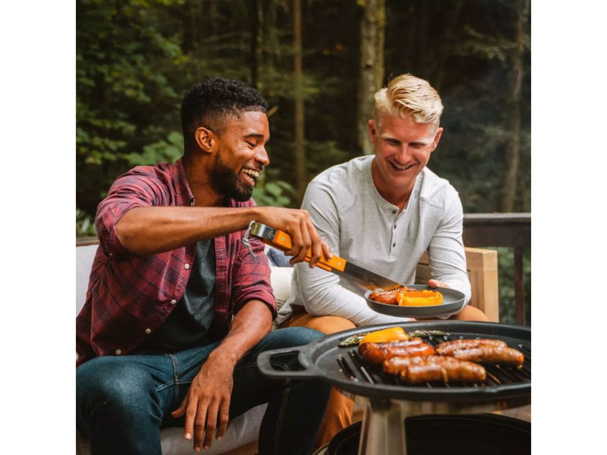 Solo Stove Bonfire Cast Iron Grill Top and Hub Stainless-Steel Cast-Iron Black Medium SSBON-COOKING-BUNDLE
