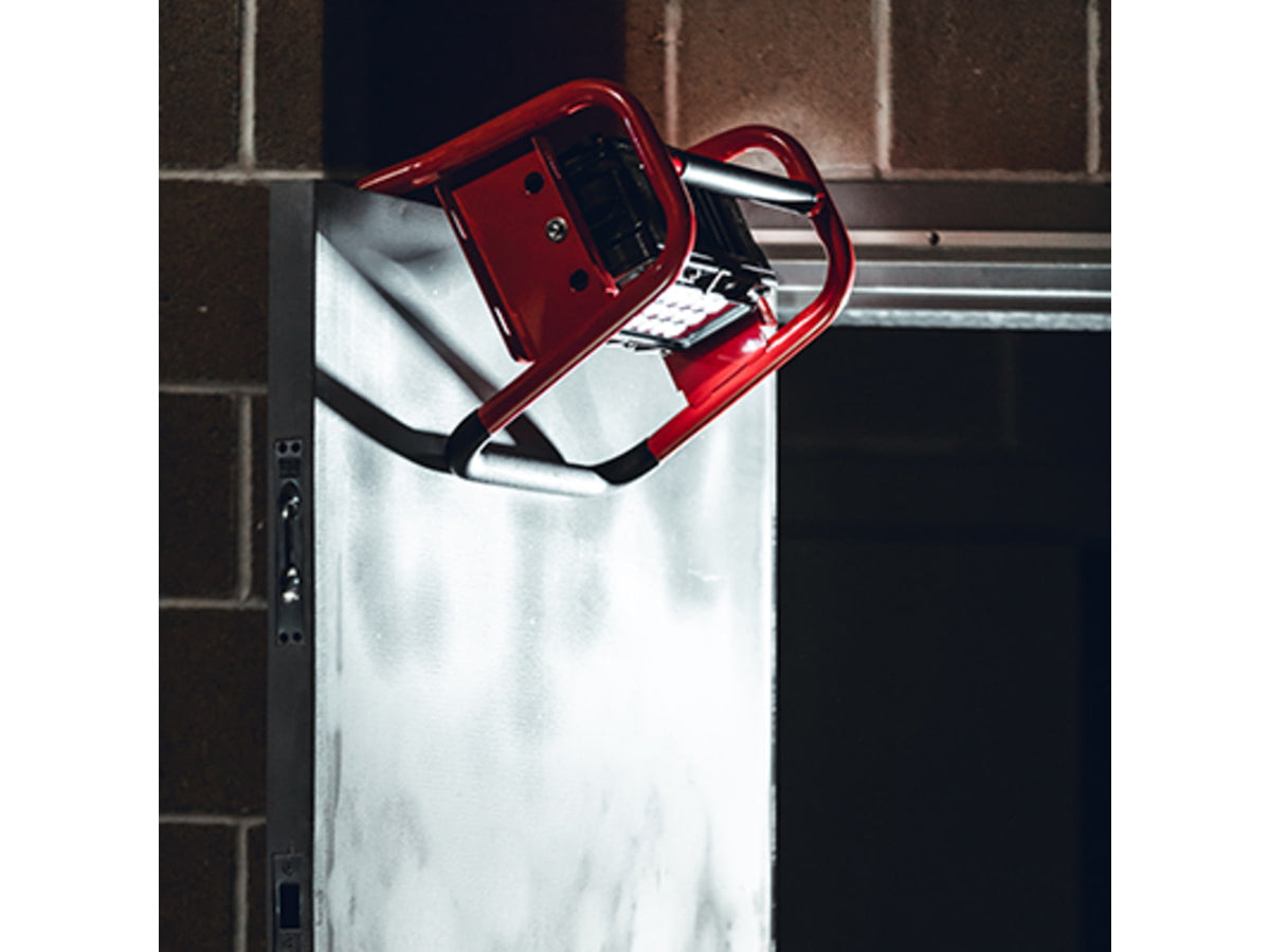 Streamlight Super Bright LED Portable Scene Light II 120V AC/12V DC Red 46000