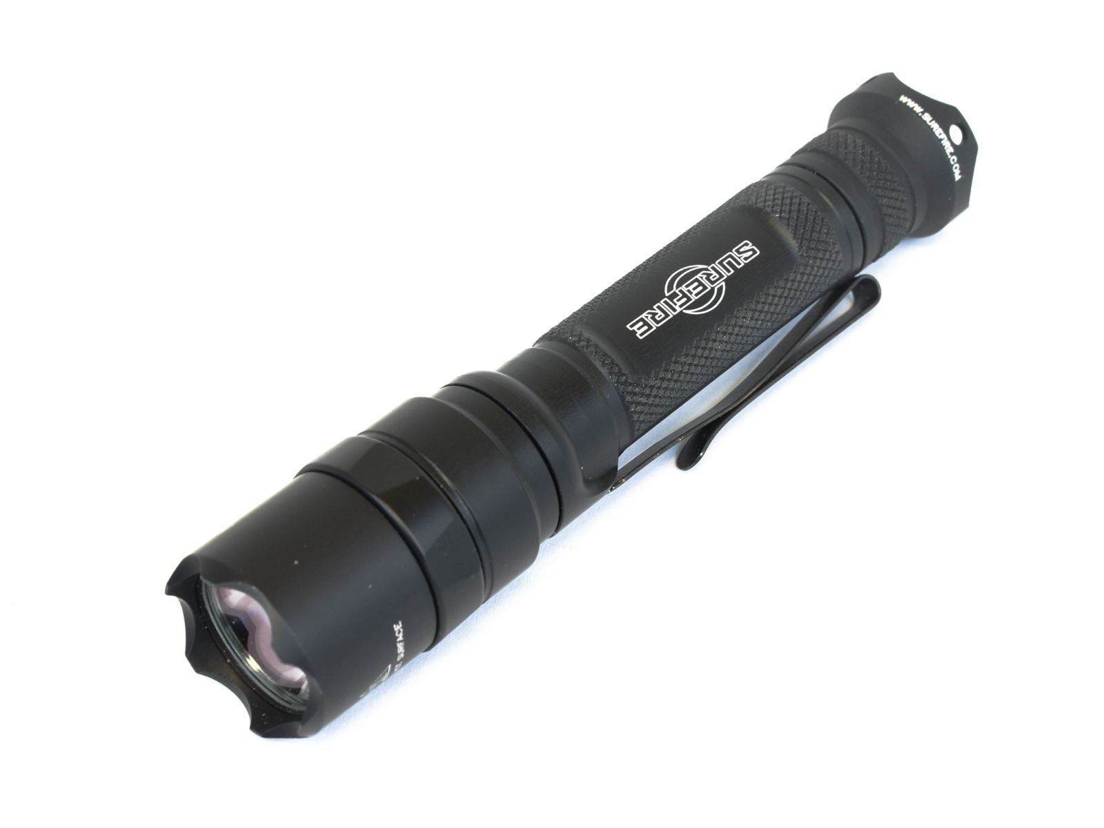 SureFire Led Defender Ultra Flashlight 5/1000 Lumens Click Switch Black NSN