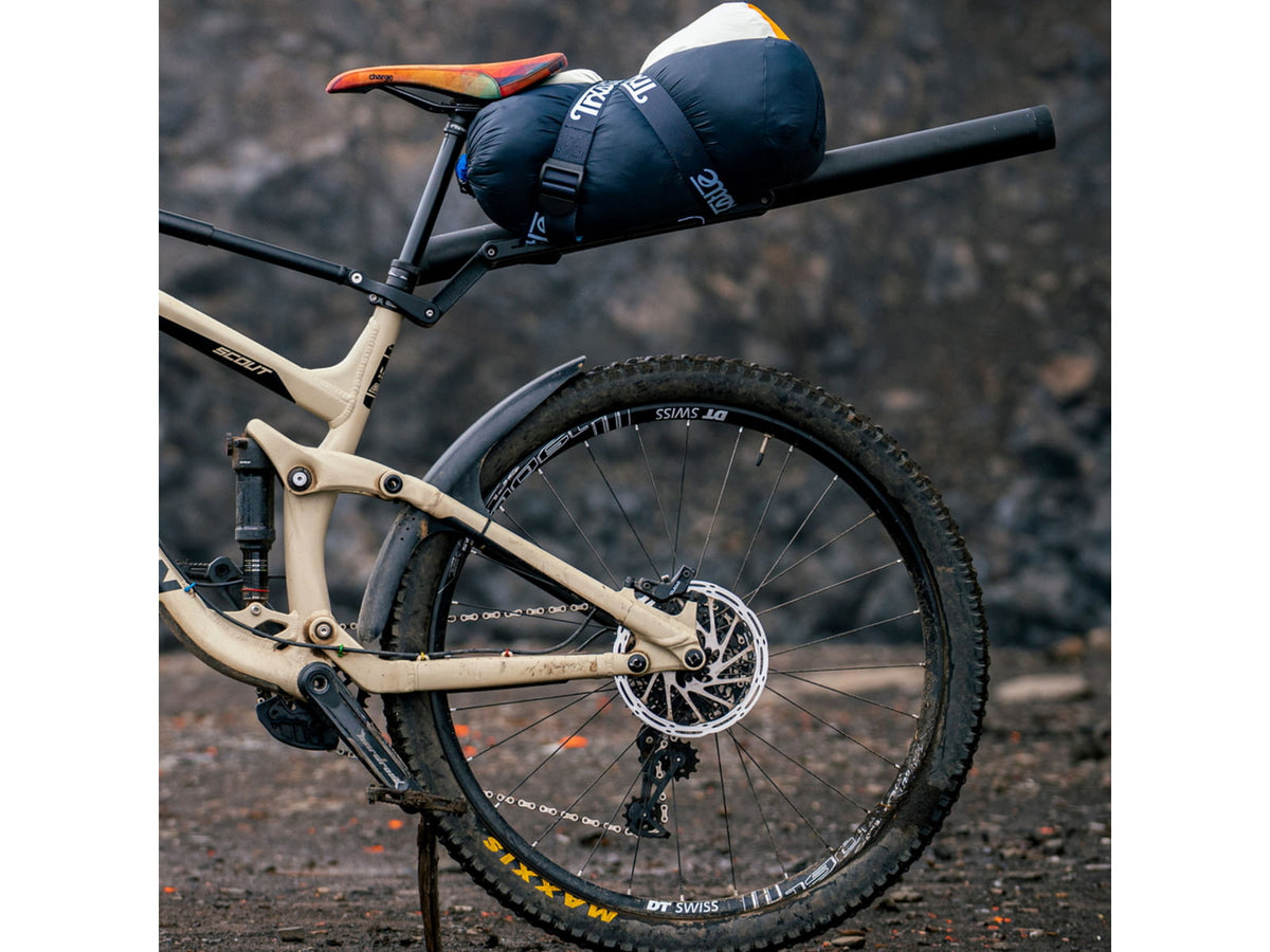 Trxstle Geryon Universal Bike Packing System Medium Black Medium EQ-BIK-GER-BLA