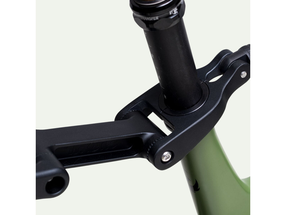 Trxstle Geryon Universal Bike Packing System Medium Black Medium EQ-BIK-GER-BLA