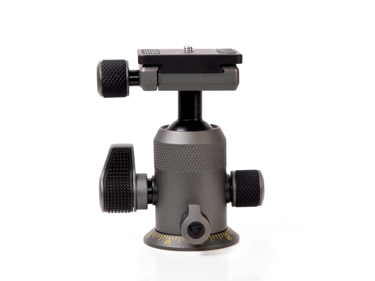 Vanguard Alta BH-100 Ball Head Tripod Gray Alta