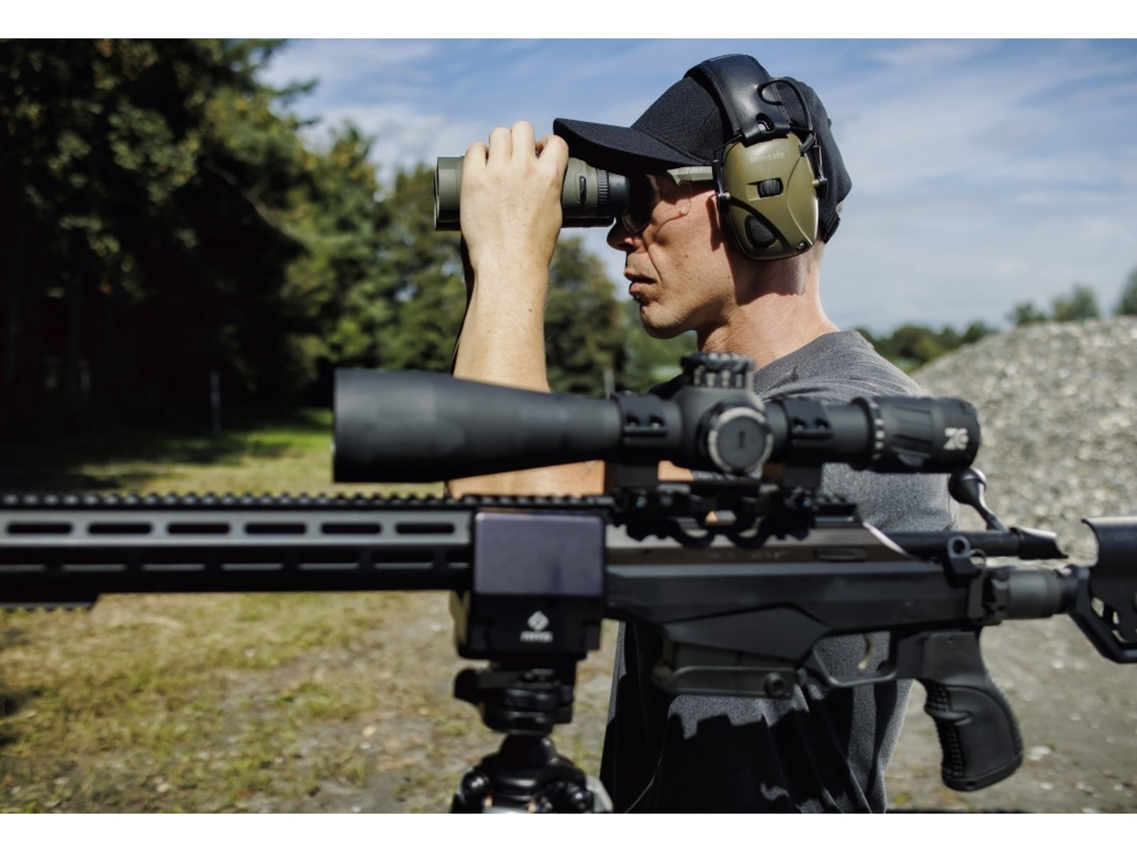 VECTRONIX SHOOTING SOLUTIONS Vector X 42 12x42mm Rangefinding Binocular MSR-DMR Reticle