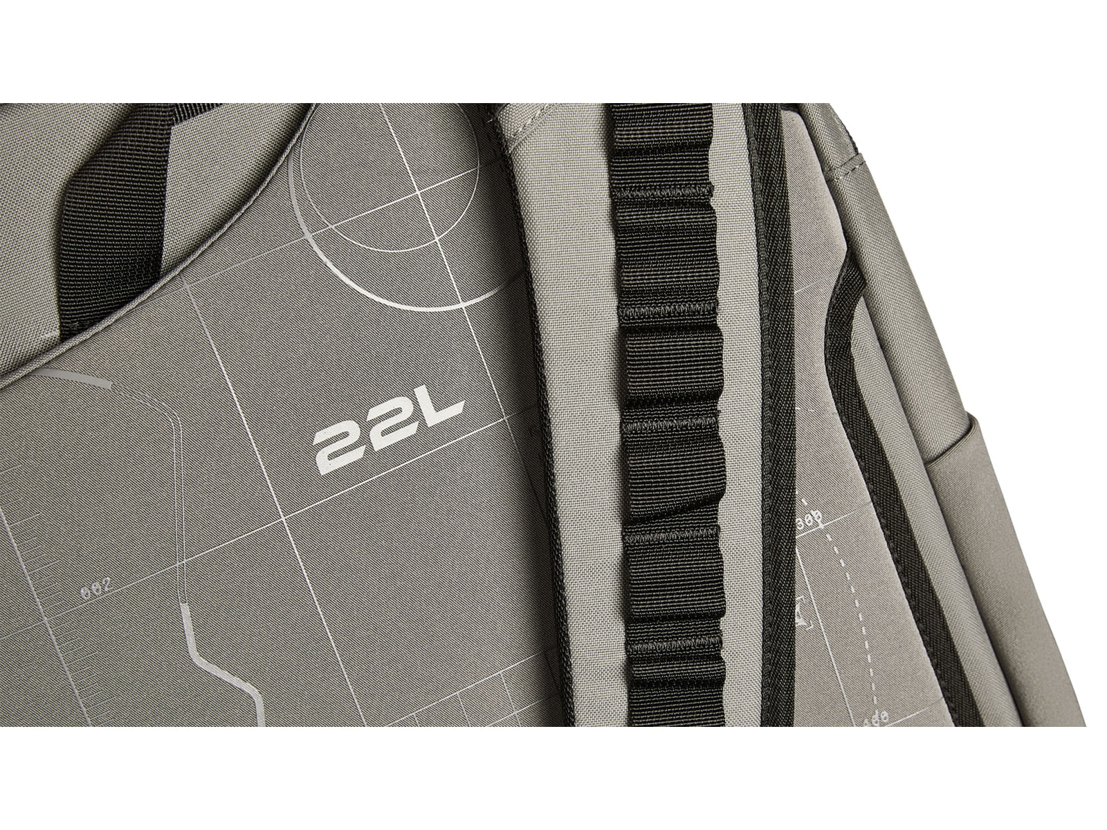Vertx Gamut 22L Sling
