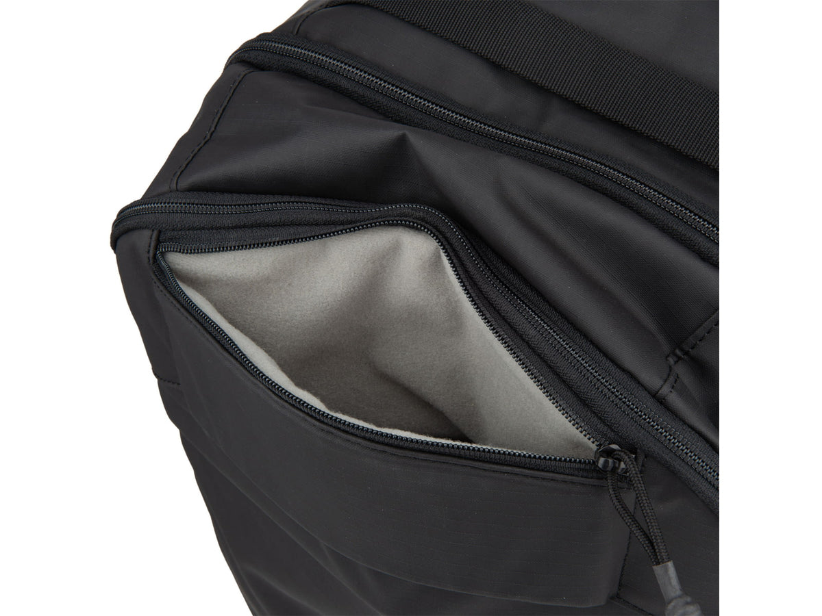 Vertx Urban Ghost Weekender 36L Daypack Black F1 VTX5311 BK NA N/A
