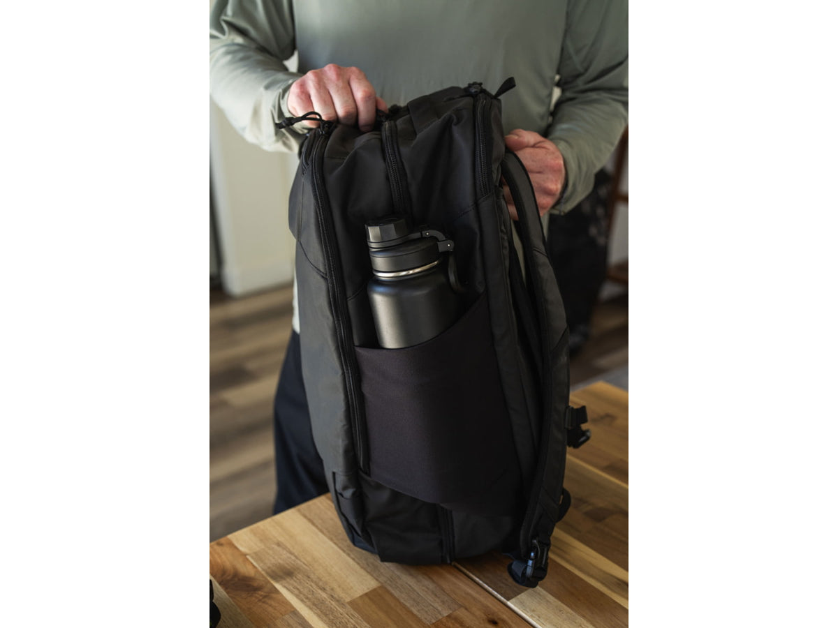 Vertx Urban Ghost Weekender 36L Daypack Black F1 VTX5311 BK NA N/A