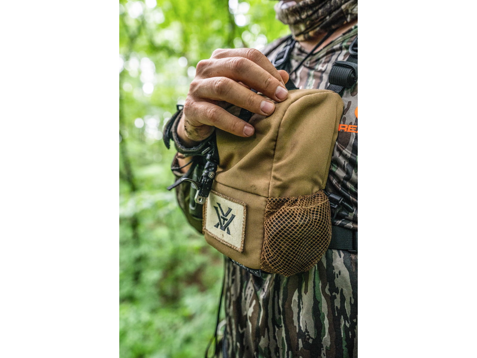 Vortex GlassPak Sport Binocular Harness Tan