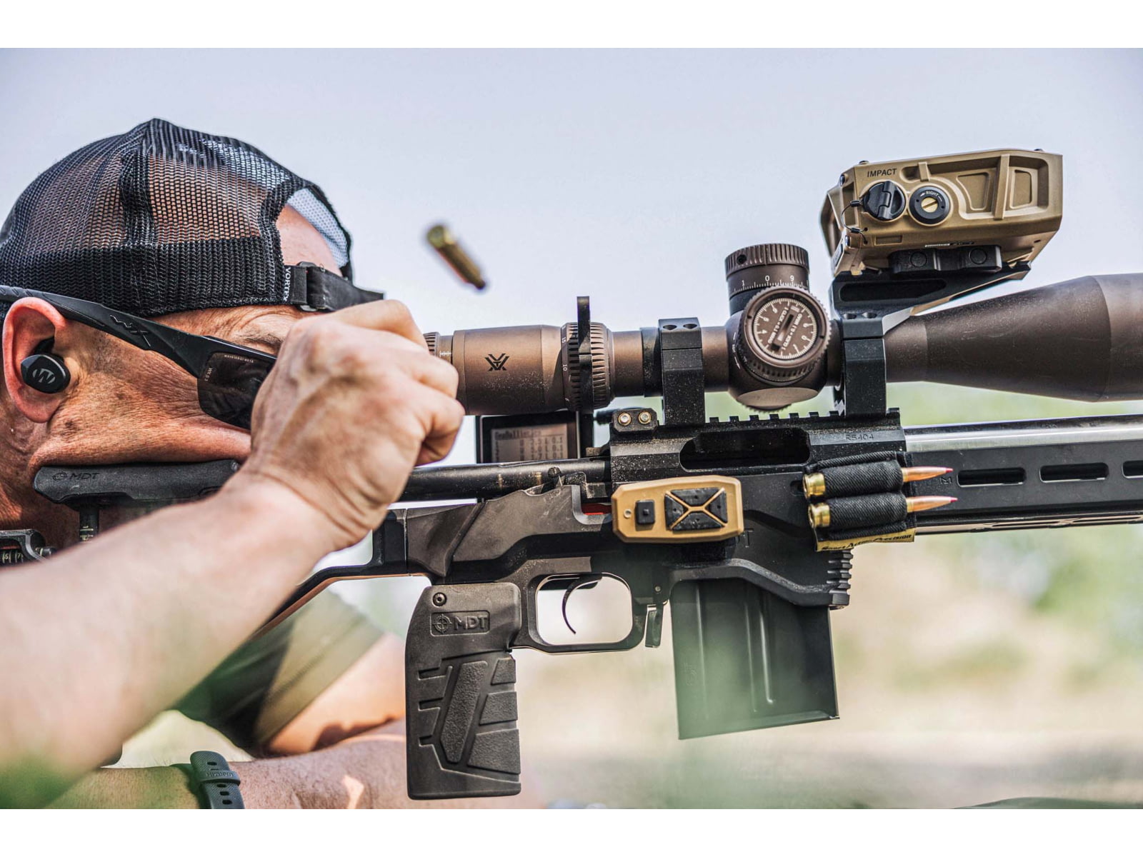 Vortex Impact 4000 Ballistic Rail-Mounted Laser Rangefinder Tan 15.25x11.75x14.75 Tan 4.6in 16oz
