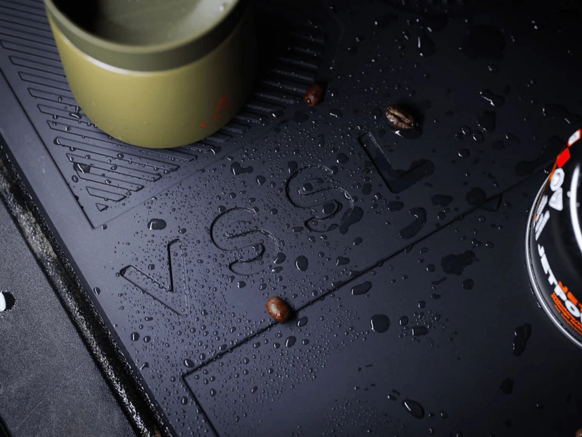 VSSL Nomadic Tailgate Mat Black