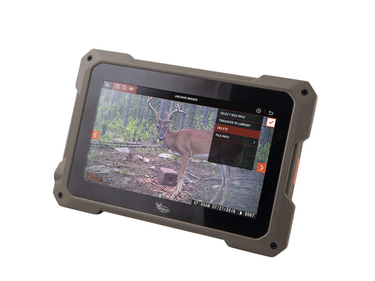 Wildgame Innovations VU70 Trail Pad Tablet Dual SD Card Reader WGIVW0009