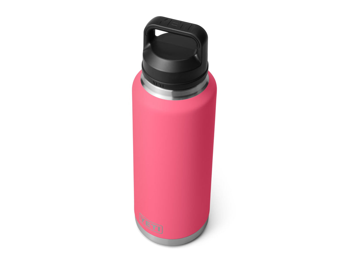 Yeti Rambler 46 oz Watter Bottle w/Chug Cap Navy