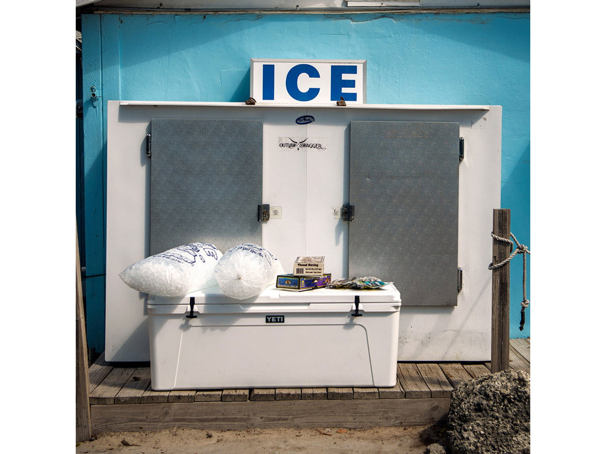 Yeti Tundra 250 Hard Cooler White