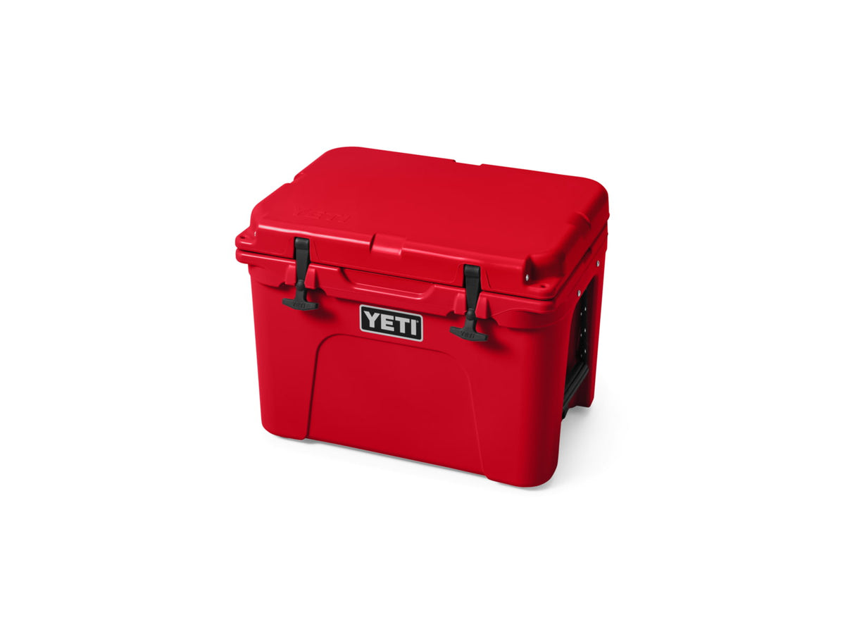 Yeti Tundra 35 Quart Hard Cooler