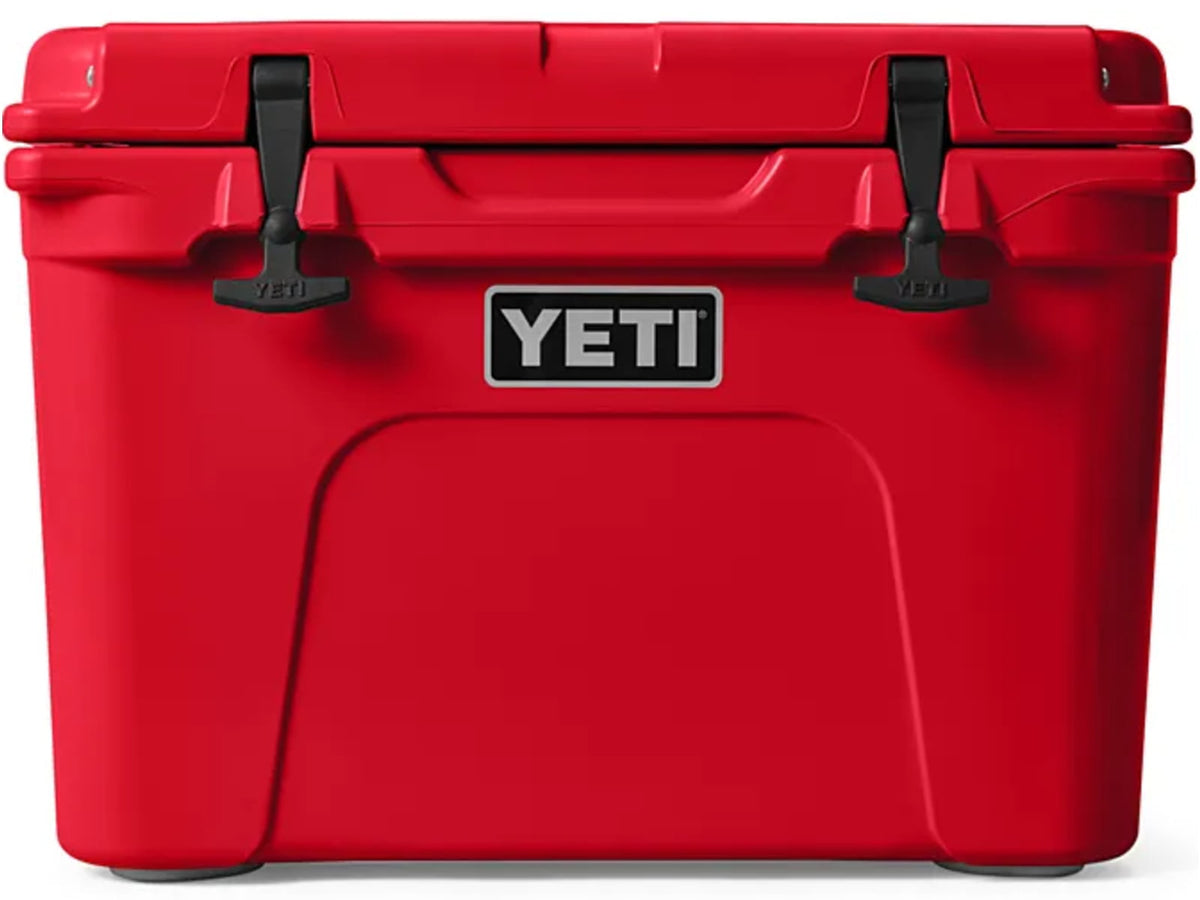 Yeti Tundra 35 Quart Hard Cooler