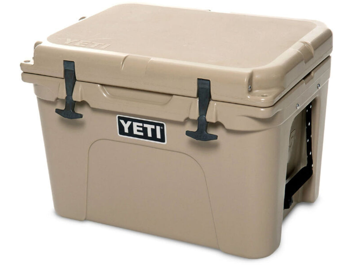 Yeti Tundra 35 Quart Hard Cooler