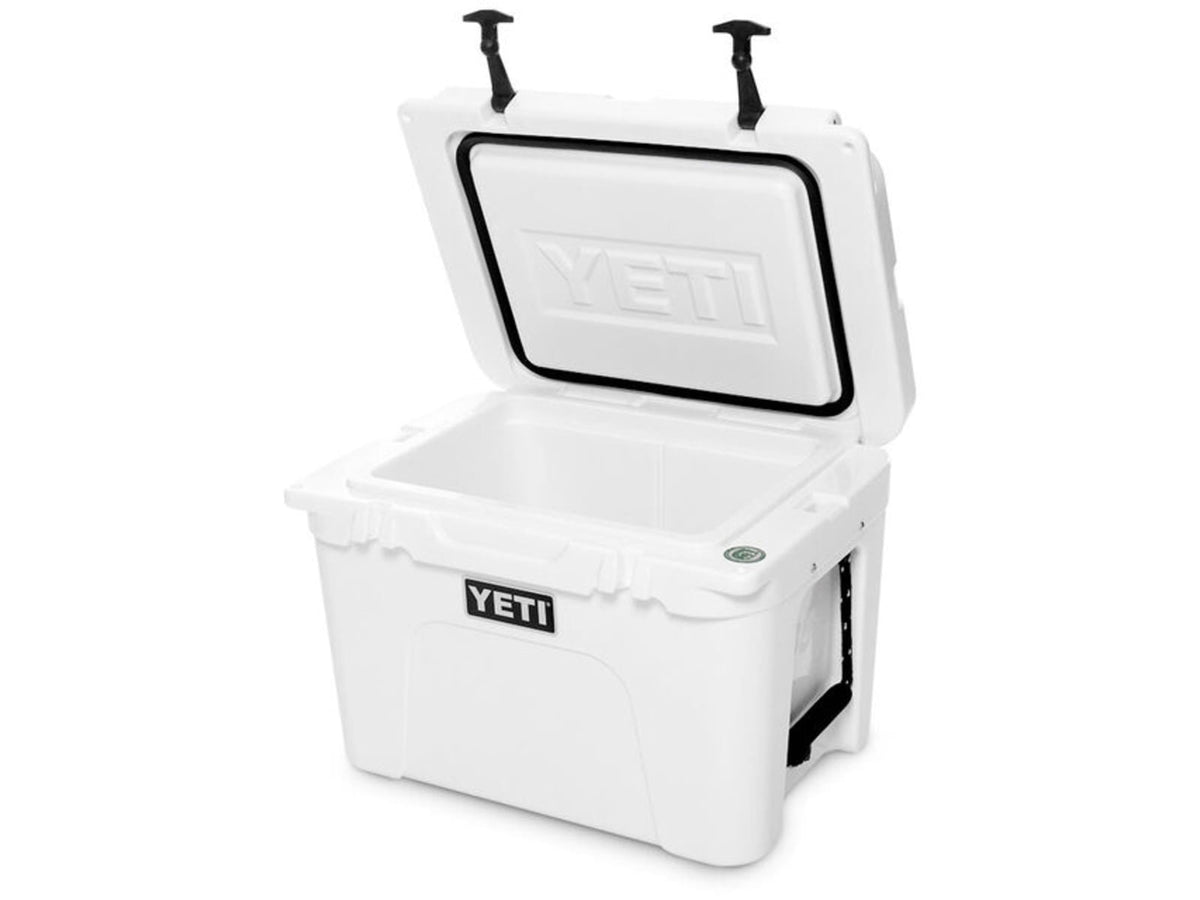 Yeti Tundra 35 Quart Hard Cooler