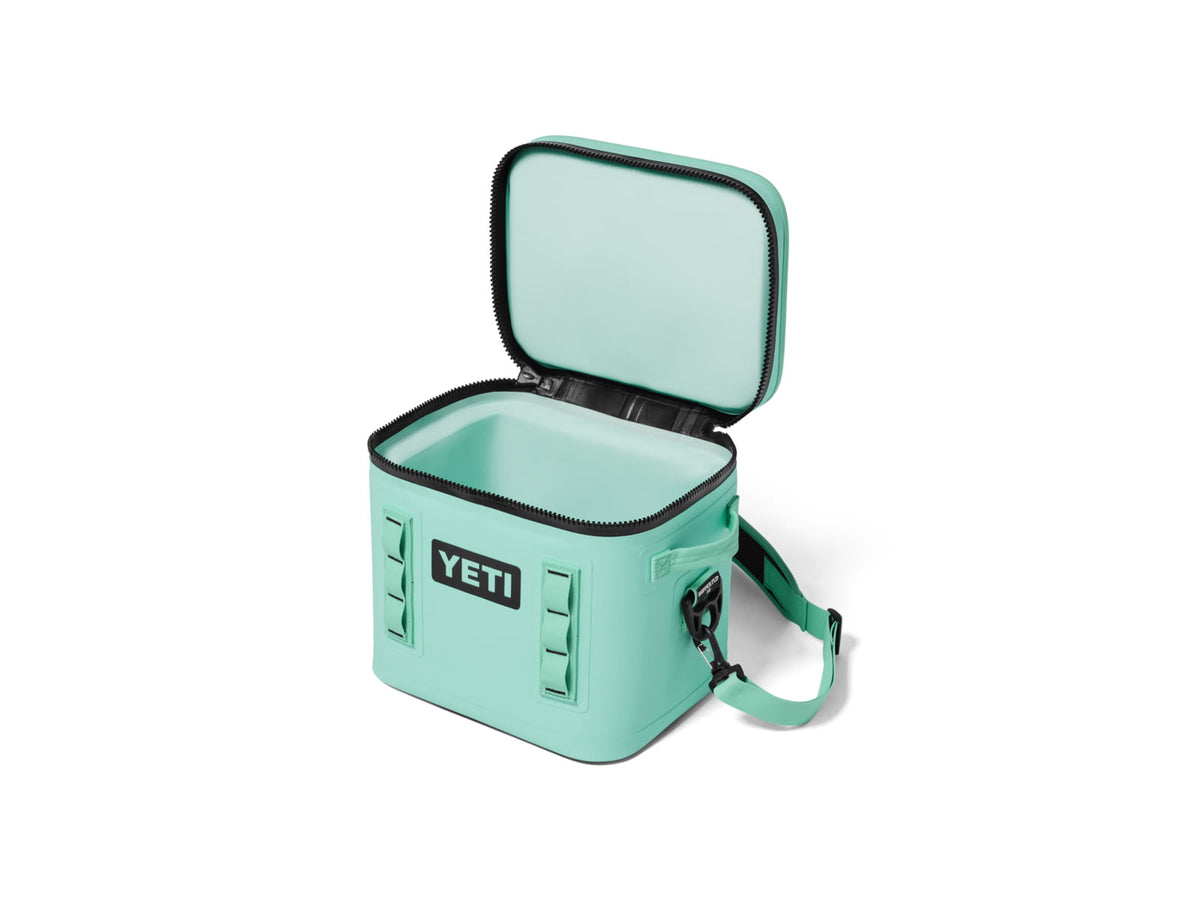 Yeti Hopper Flip 12 Quart Soft Cooler Navy