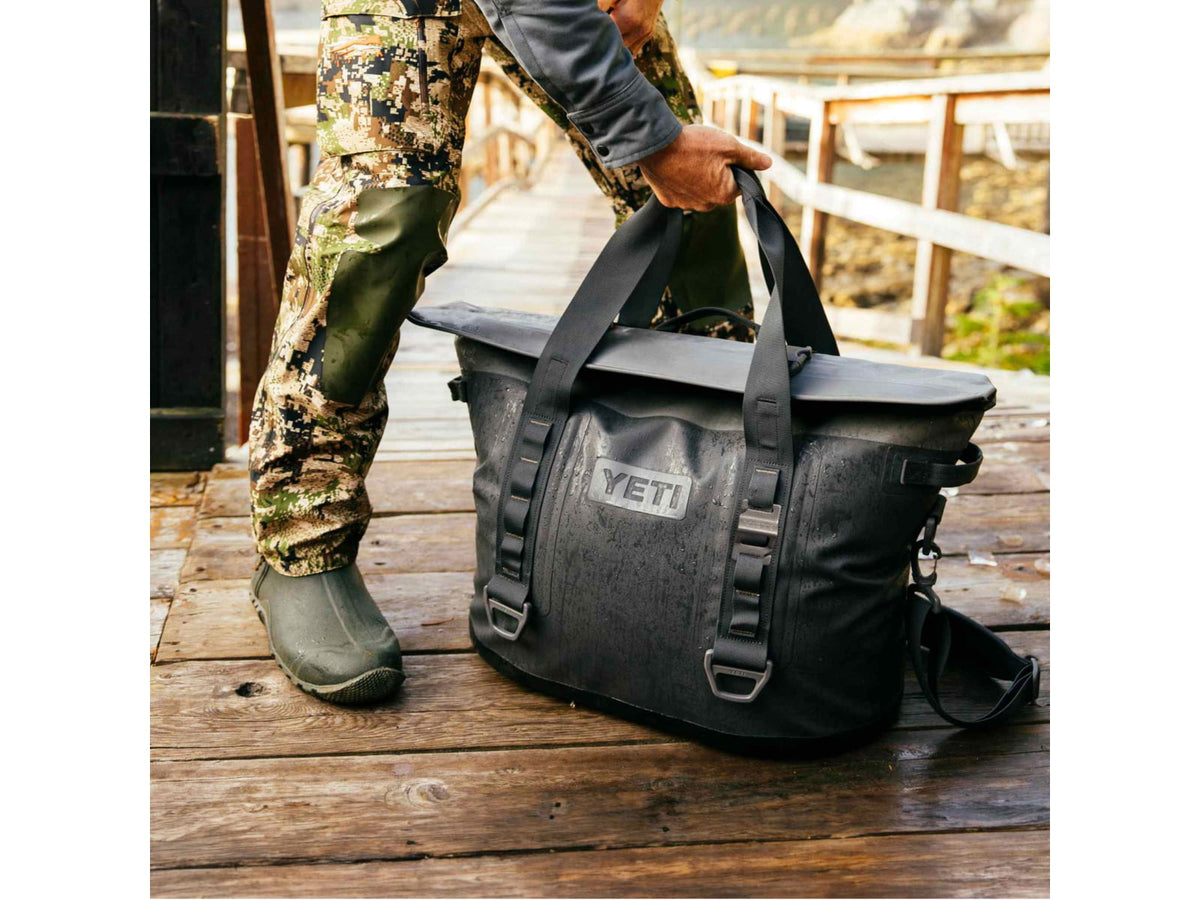 Yeti Hopper M30 Tote Soft Cooler Navy
