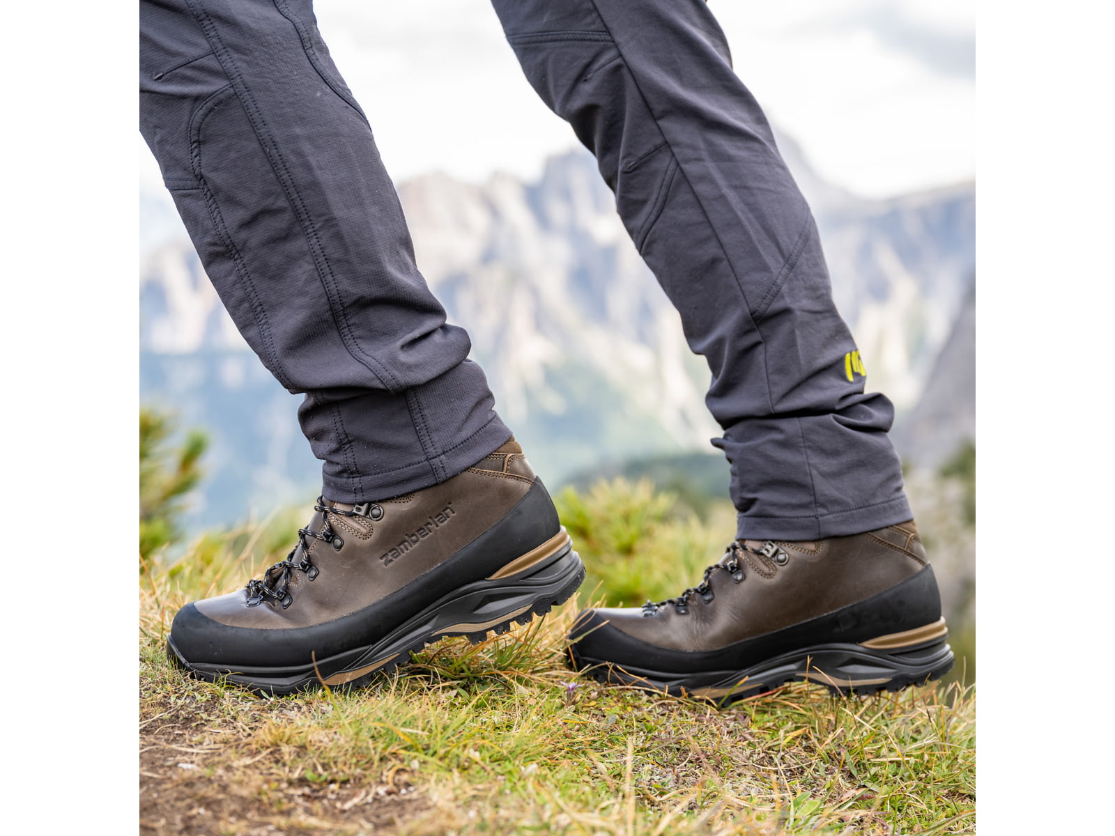 Zamberlan Guide Max GTX RR Backpacking Shoes - Men's PFAS-Free Dark Brown