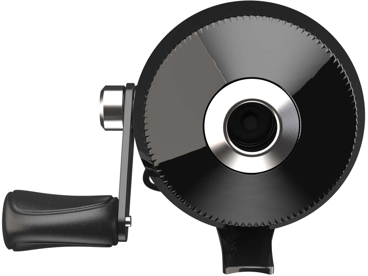 Zebco 202 Spincast Reel 2.8-1 Ratio Right Hand Retrieve Metal Gears w/ 10# Line