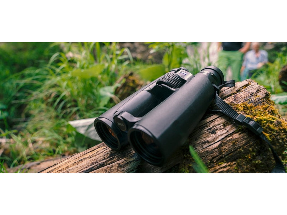 Zeiss Victory SF 8x42mm Schmidt-Pechan Prism Binoculars Black Medium NSN 9005.10.0040 524223-0000-000